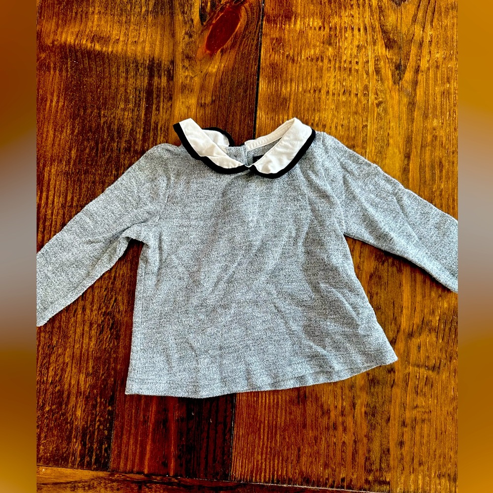 Baby girls baby gap sweater with Peter Pan collar
